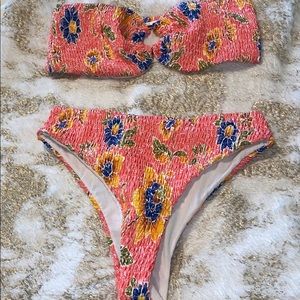 Trendy bandeau bathing suit set